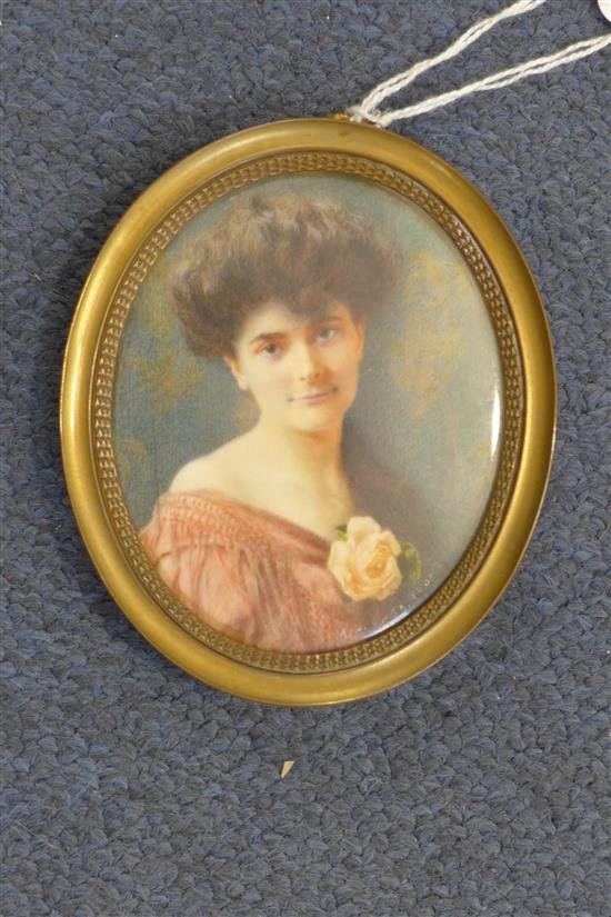 Mabel H. Lake Miniature of a lady,(-)